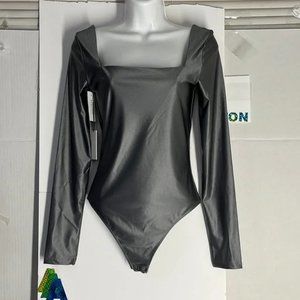 Aritzia Babaton Satinette Square Neck Bodysuit - Ionic Grey - NEW